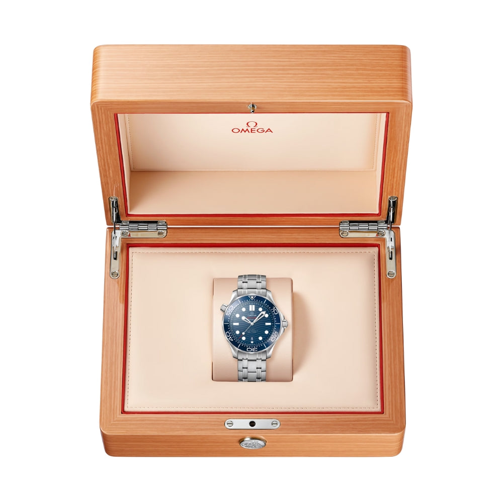 Omega Seamaster Diver 007 Edition